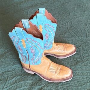 Lucchese 2000 blue and tan square toe boots